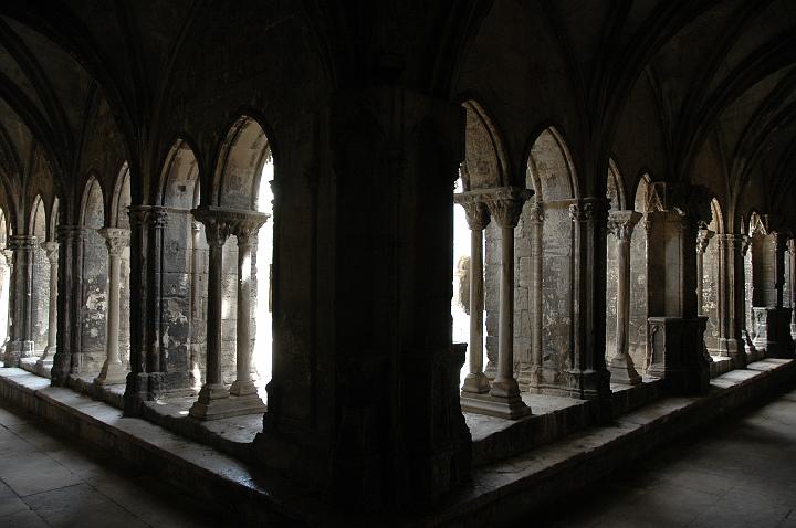 Arles_saintrophime_cloitre (9)